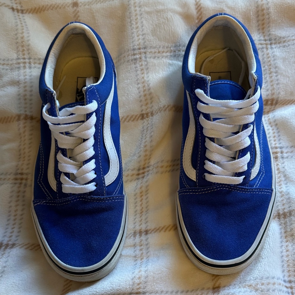 Vans sneakers